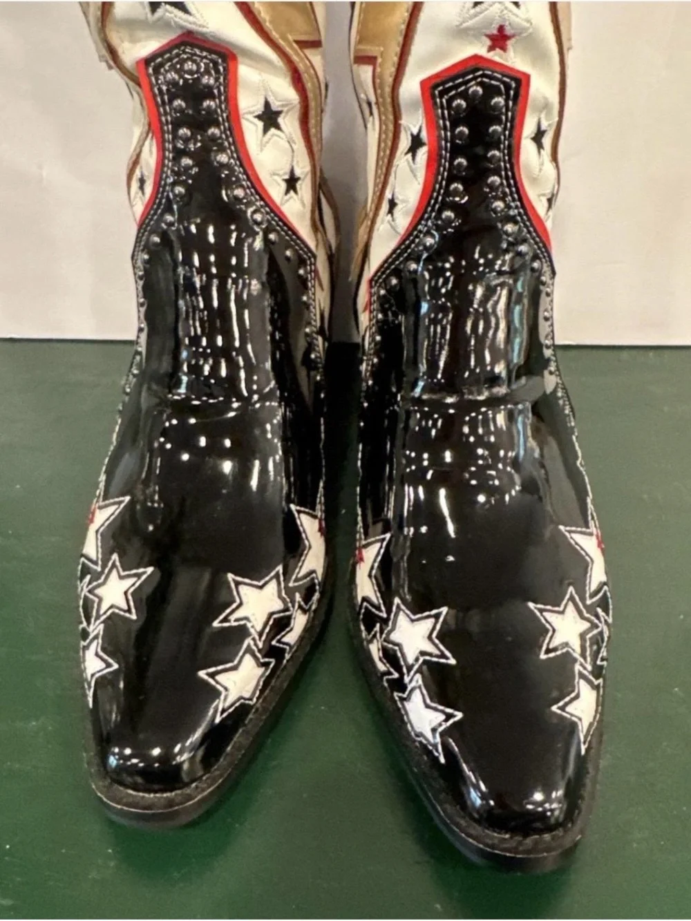 NWOT Starburst Lightning Western Boots - White, Black, Red, Gold